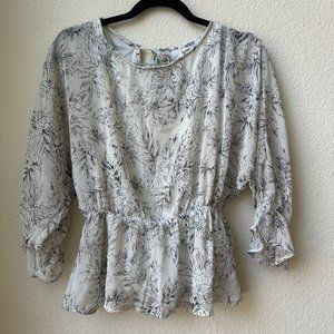 Voge Black White Floral Blouse - Size Unknown